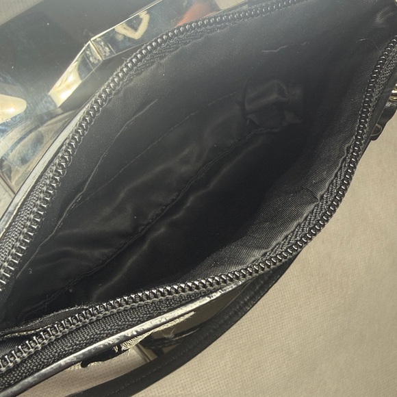 Coach Signature C’s Monochrome Pleated Wristlet Silver HDWRE w/Leather Hangtag - Picture 12 of 13